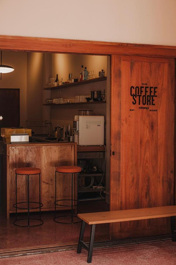 Cozy Room At The Coffee Store Charoenkrung Bangkok Exterior foto